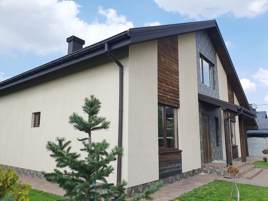 Продам дом с бассейном Новоалександровка