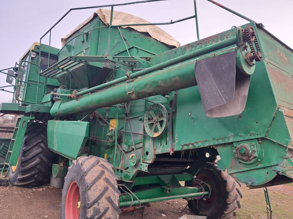 Продам комбайн дон1500б