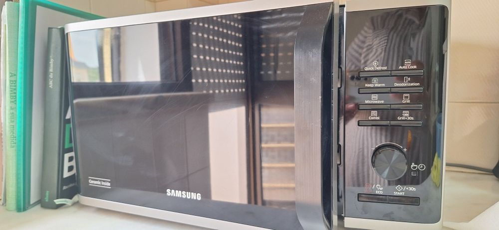 Micro-ondas SAMSUNG