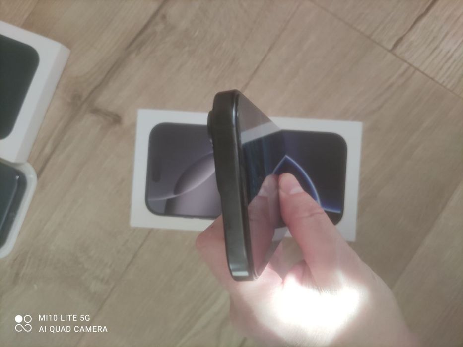 Iphone 16pro  Pro 256gb sim+esim официал