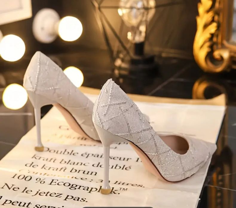 Туфлі на каблуку