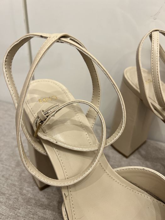 Sandalias Bege Mango 42 senhora