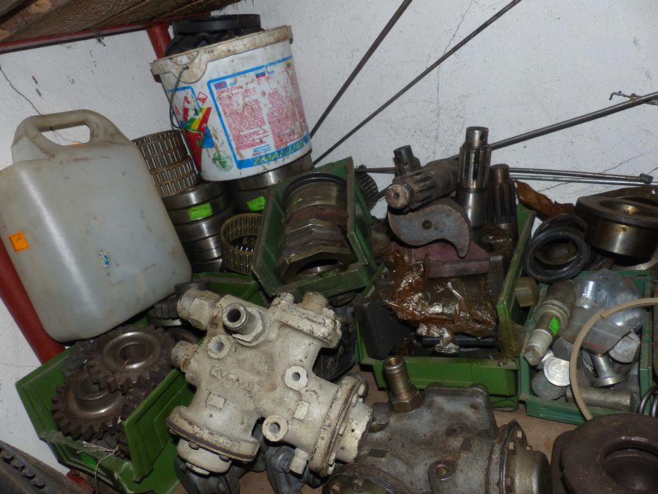 Kamaz silnik mosty resory skrzynia części