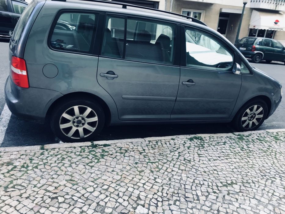 VW Touran 2.0 TDI 7L
