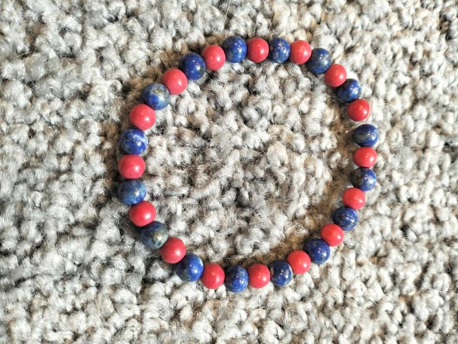 Bransoletka z koralików z kamieni półszlachetnych rękodzieło