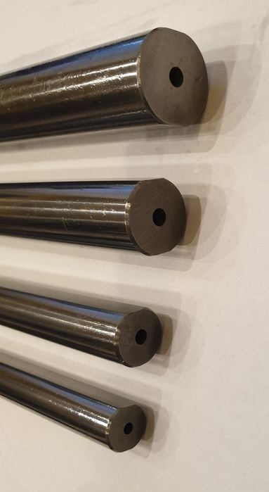 Zestaw wytaczaków  pełnowęglikowych VHM na płytki DCMT z chłodzeniem.