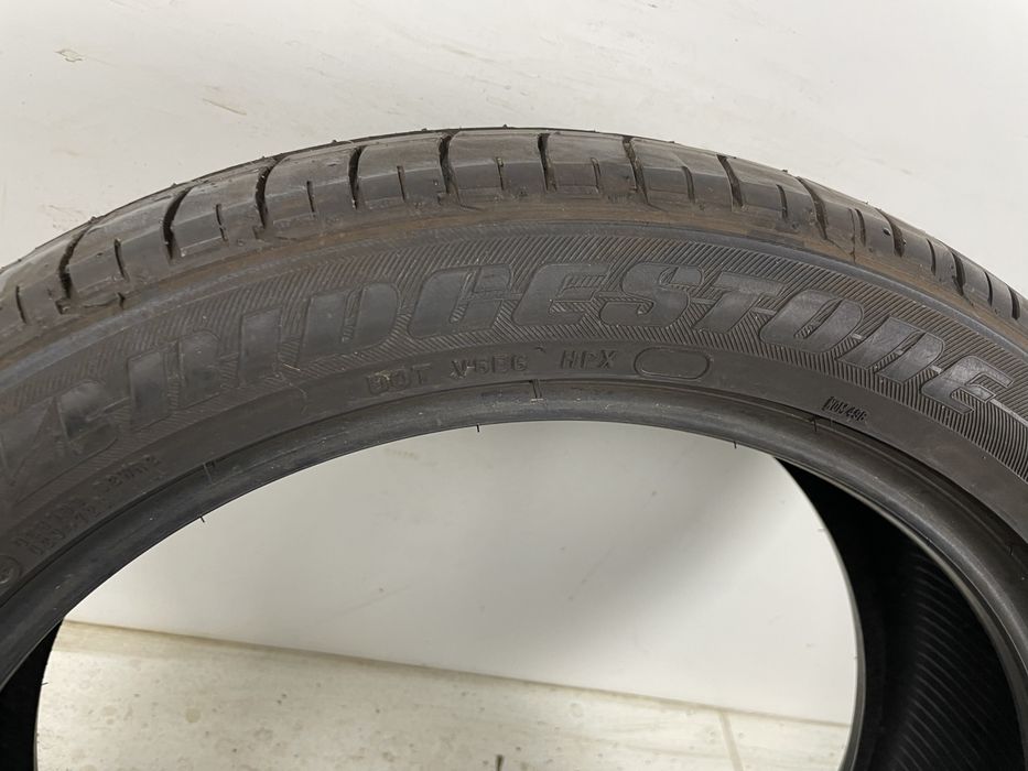 235/45R19 95H Bridgestone Dueler H/P Sport