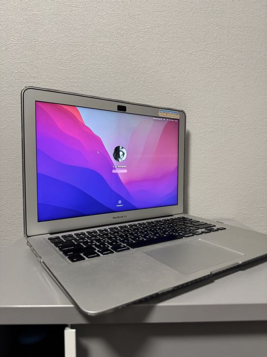 MacBook Air 13” (2017)