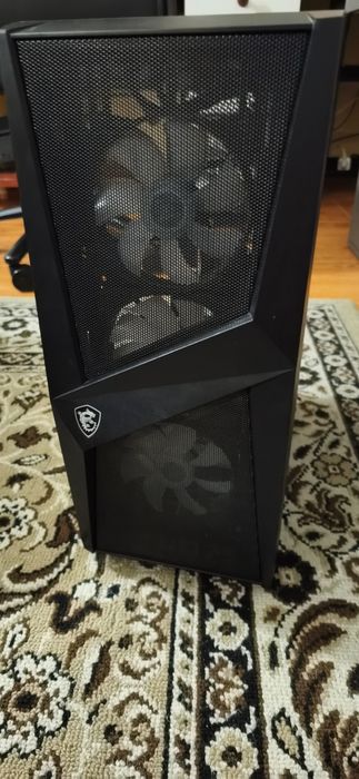 Caixa MSI MAG 100M  Gaming — RGB + Hub