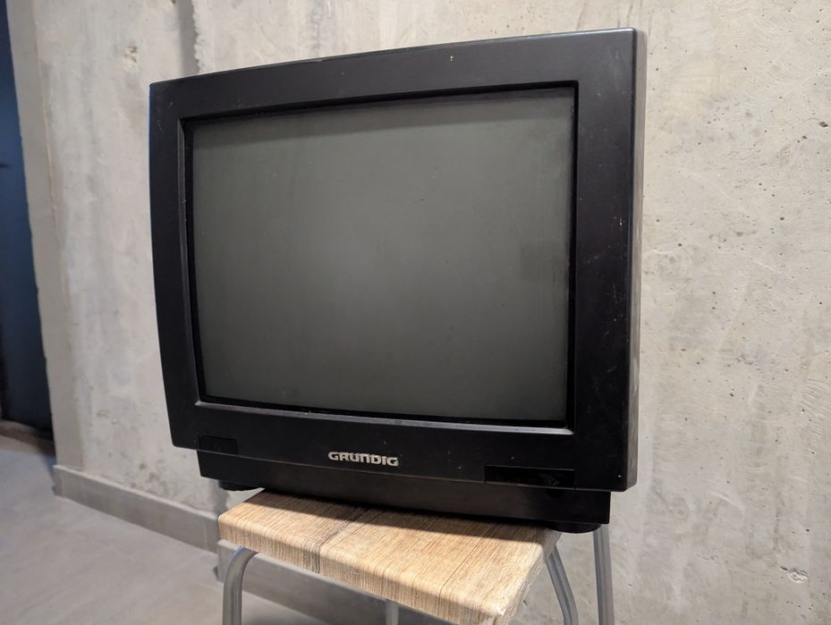 Телевізор Grundig