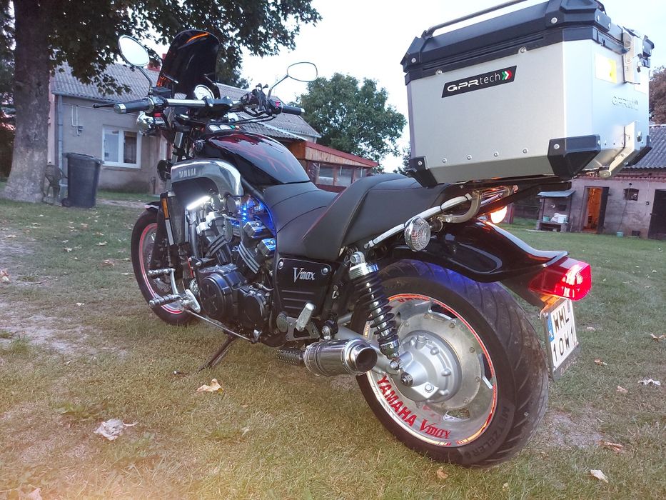 Yamaha V-MAX  1200
