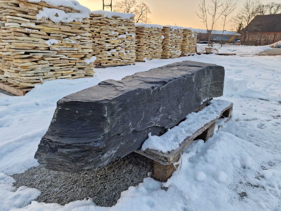 Czarny łupek XXL | monolit ogrodowy | naturalny kamień ozdobny