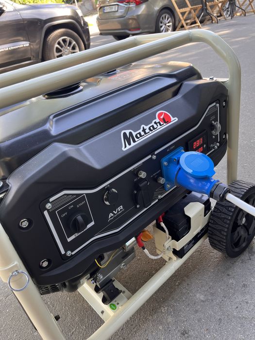 Професійне підключення інверторів Deye, зарядних станцій, генераторів