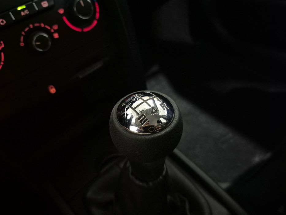 Peugeot 207 1.4 - 100.000KM | GARANTIA | NACIONAL foto 4
