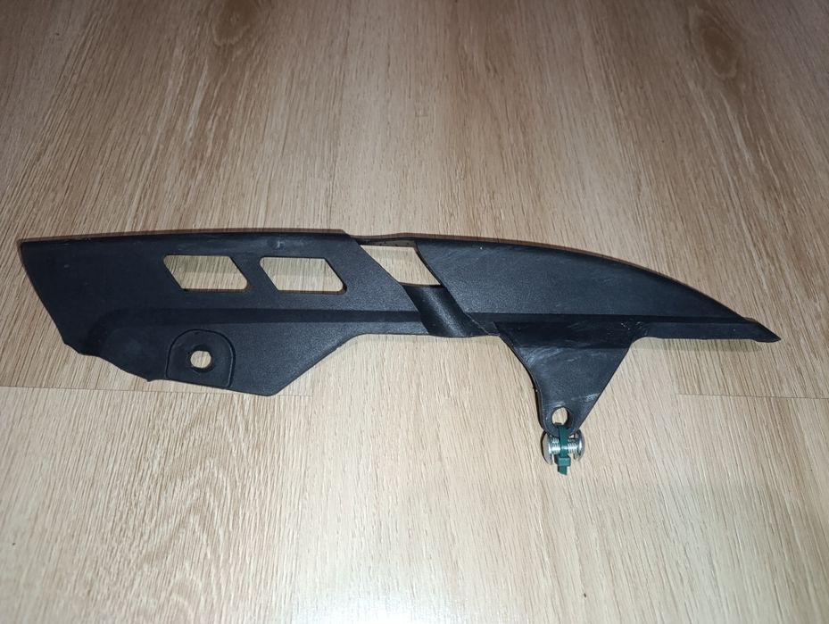 Osłona łańcucha cross