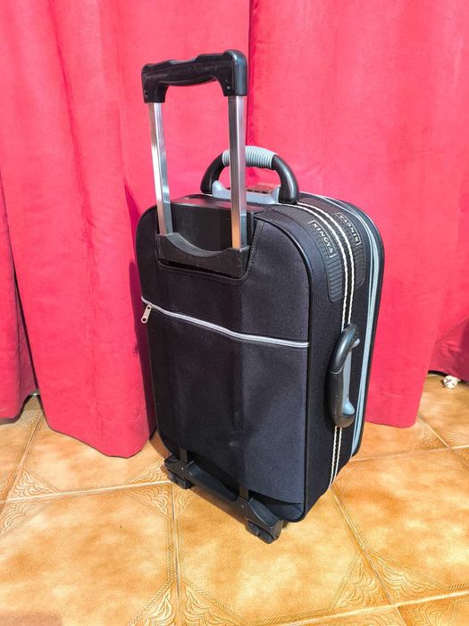 Mala de Viagem de 10kgs Bom estado