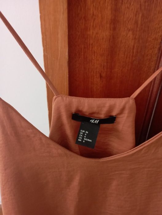 Top de alças H&M castanho
