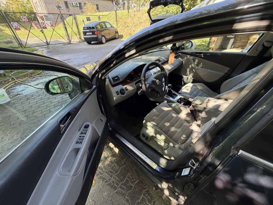 Volkswagen passat b6 2.0 tdi 170koni xenon skory navi zamiana