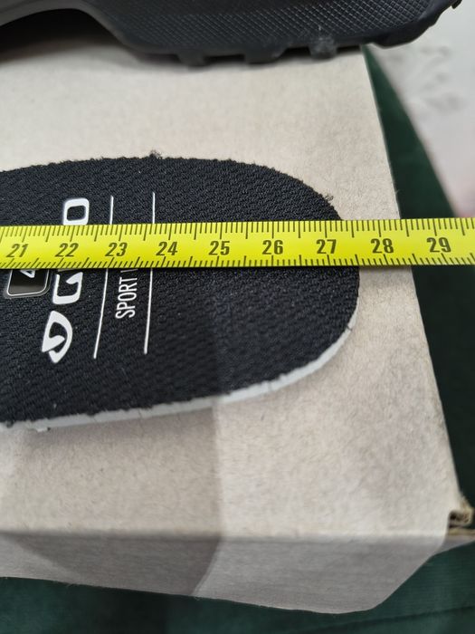 Buty rowerowe Giro berm SPD 44 zaślepka MTB nowe 27.5cm