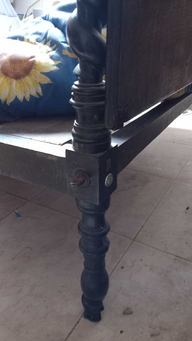 Peça de Museologia: Ébano Maciço e Prata de Lei (C/ Peritagem)