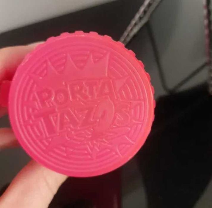 Caderneta cromos invizimals pokemons tazos