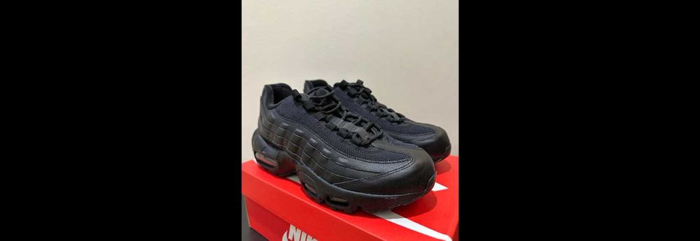 Nike Air Max 95 Essential Triple Black r44