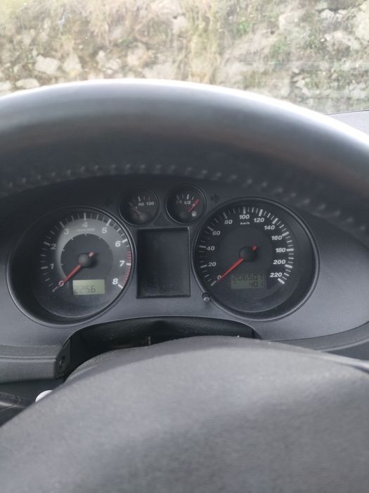 SEAT Ibiza 6l 1.5 16v gasolina