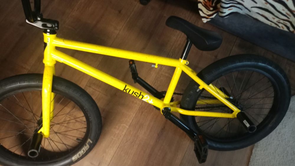 bmx kush 2+ 4 pegi