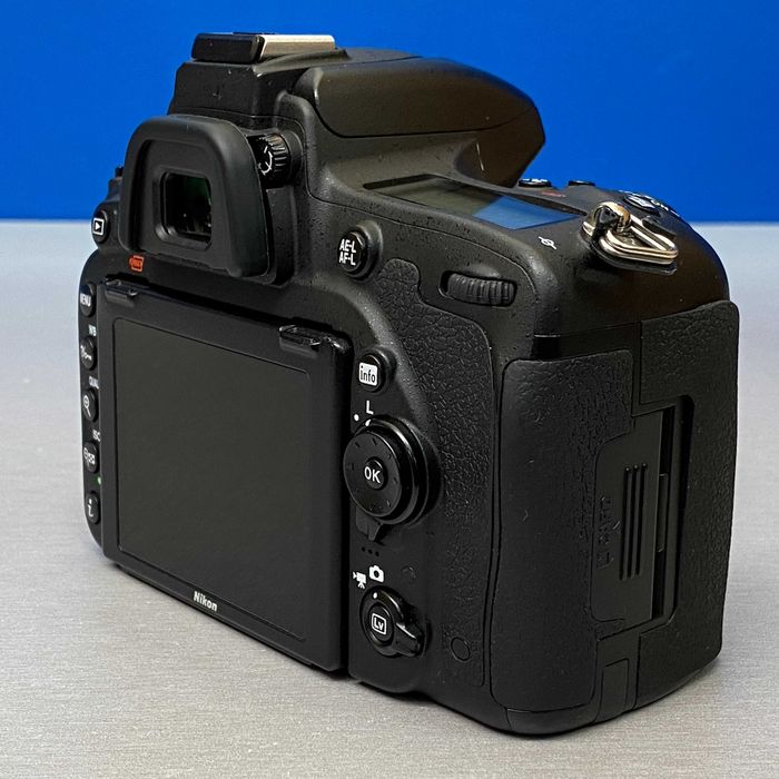 Nikon D750 (Corpo) - 24.3MP