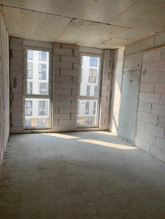 Продаж 1-к, ЗДАНА,  ЖК  Брама , Б.Хмельницького , 40/15/25 м2 ,68999$