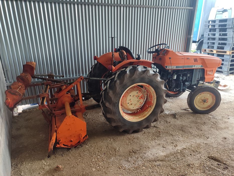 Kubota L295 com Acessórios