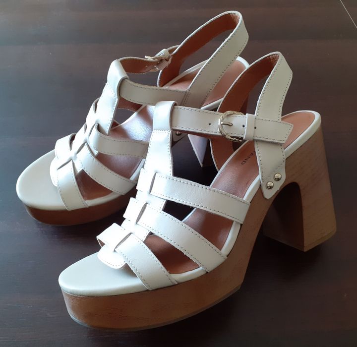 Buty damskie skórzane nowe