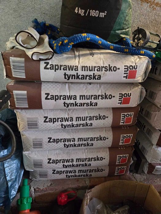 Zaprawa murarsko-tynkarska Baumit 25 kg / 20 worków