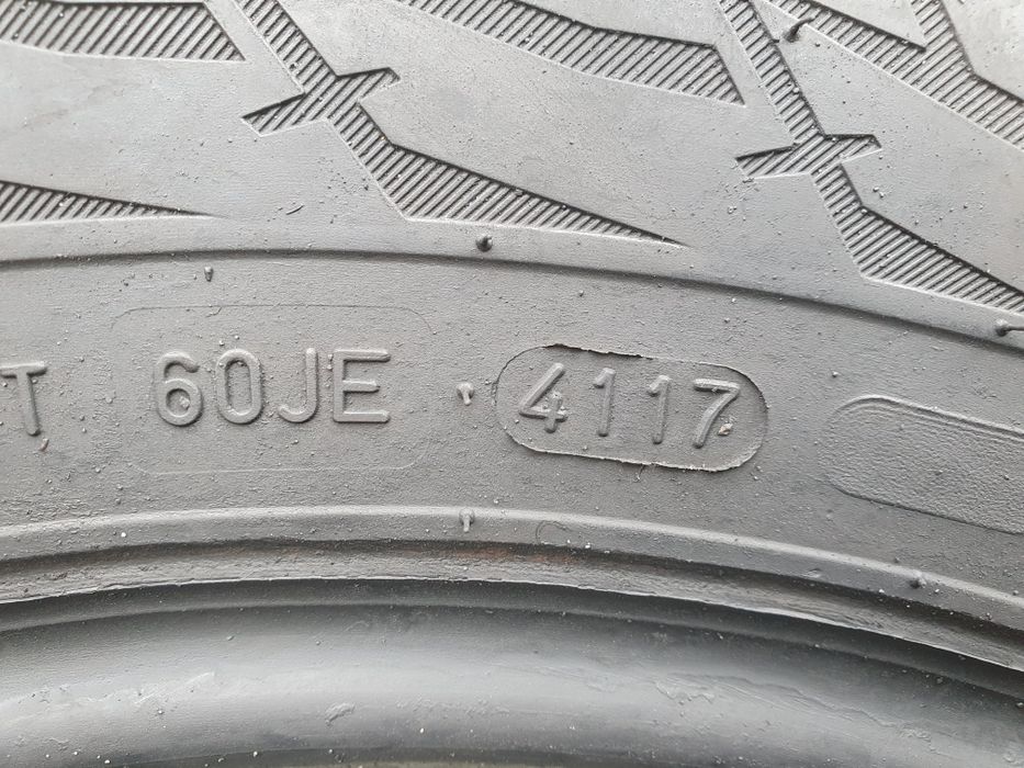 Opony zimowe 2szt. 235/65/16 C do busa NOKIAN 2017 rok! 8mm! MONTAŻ!!