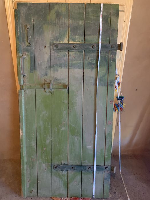 Продам две двери или петли - раритет