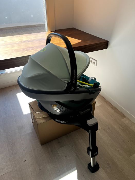 Ovo + Base Isofix MaxiCosi