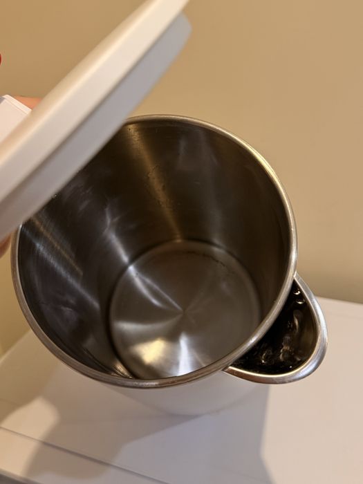 Електрочайник AENO EK2