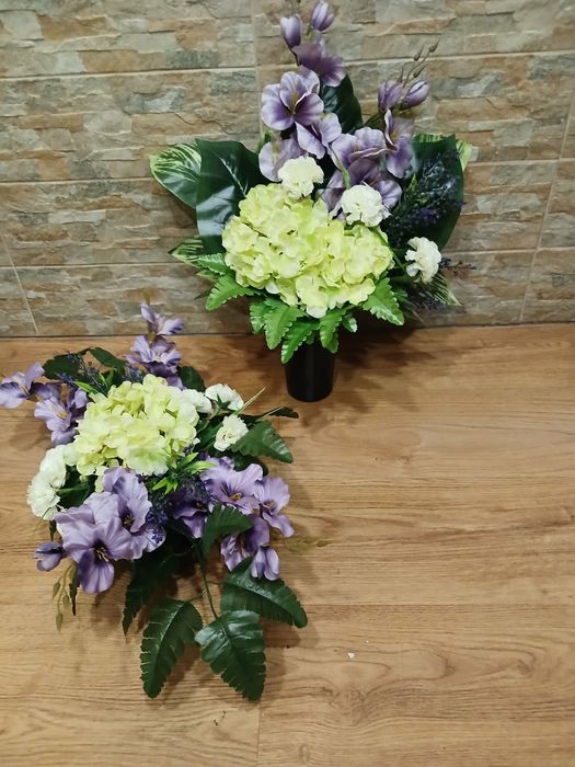 Zestaw kompozycji kwiatowych