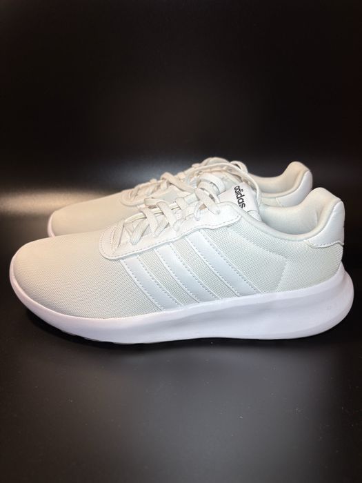 Нові жіночі оригінальні кросівки Adidas, легкі, дихаючі,теплу погоду