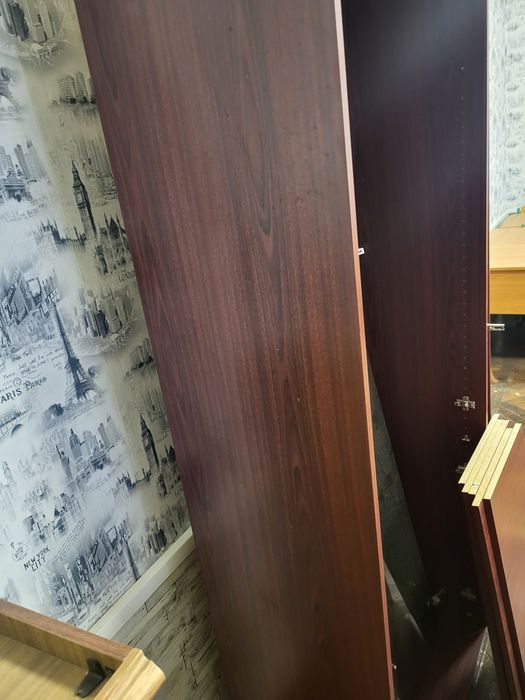 Мебель шкафы для дома офиса