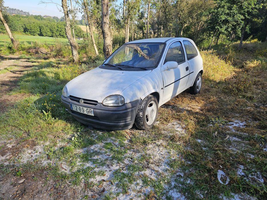 Opel corsa B comercial