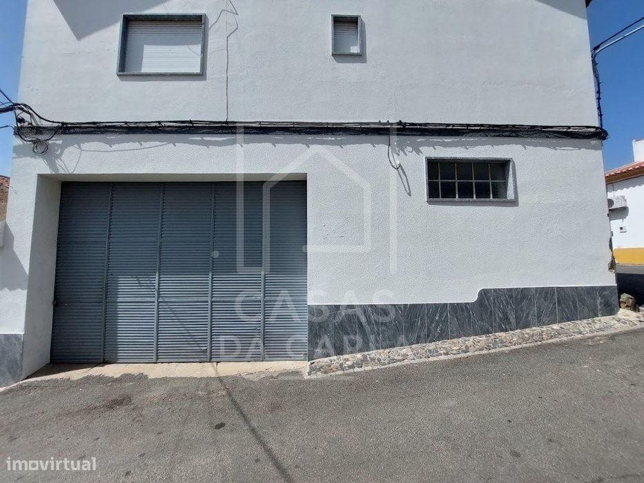 Armazém licenciado para Oficina em Ferreira do Alentejo