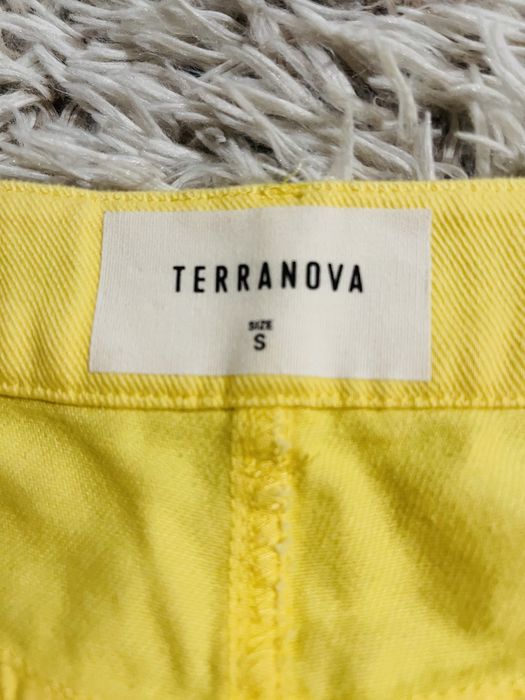 Новая юбка Terranova