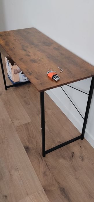 Mesa escritório castanha 1,20