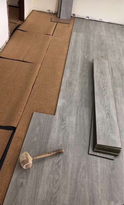 Colocacao de piso flutuante e serviços de taqueiro