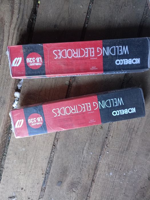 Продам электроды ,LB.япония)монолит 3мм,круг отрезной,и лепестки.цена