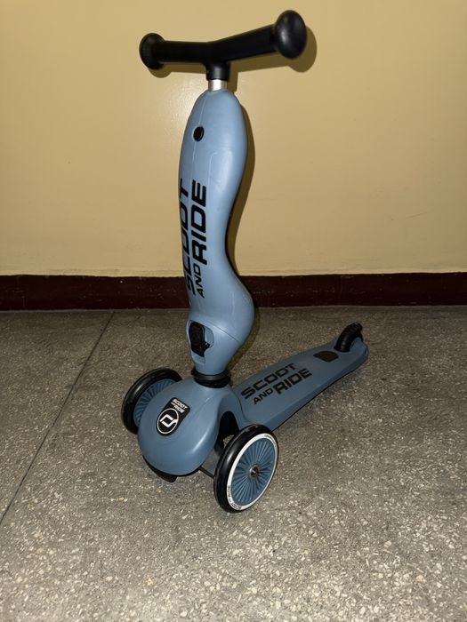 Scoot & ride niebieski hulajnoga jeździk