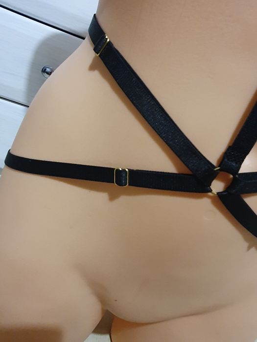 Bielizna uprząż paseczki harness nowe
