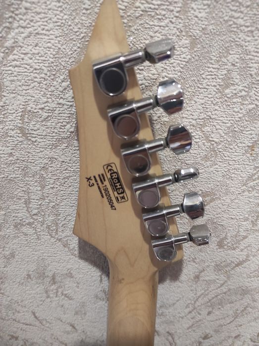 Электрогитара Xeort X-3 . Усилитель
