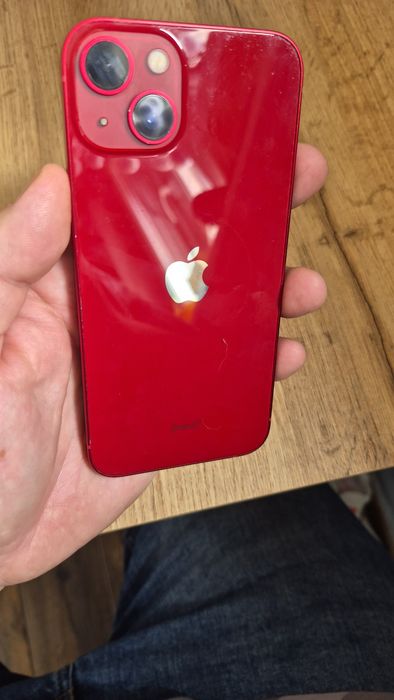 iPhone 13, czerwony 128GB, stan baterii 85%